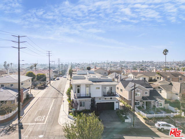 2022 Harriman Lane, Redondo Beach, California 90278, 5 Bedrooms Bedrooms, ,4 BathroomsBathrooms,Residential,Sold,Harriman,24456453