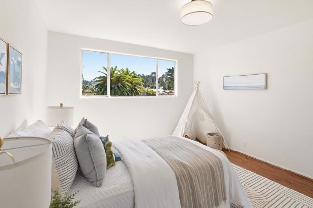 55 Parkside Avenue, Daly City CA: https://media.crmls.org/mediaz/45ad1976-fb06-450e-93c2-01b7c72ef731.jpg