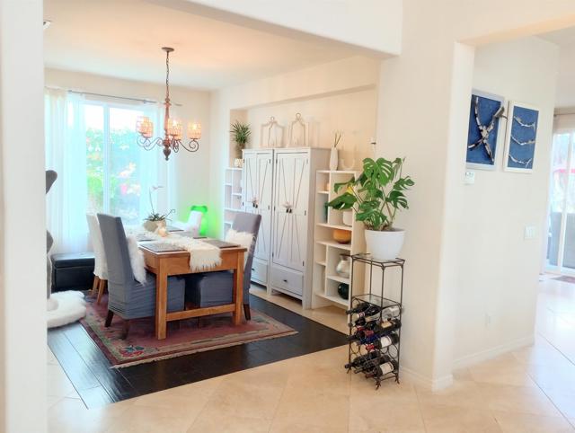 Detail Gallery Image 4 of 54 For 5544 Mill Creek Rd, San Diego,  CA 92130 - 4 Beds | 3 Baths