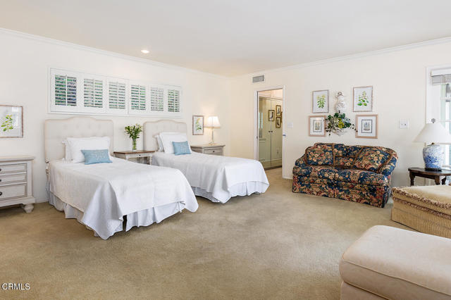 3350 Lombardy Road, Pasadena CA: https://media.crmls.org/mediaz/45ada951-fc28-4c58-9f47-08b4b5e91eb7.jpg