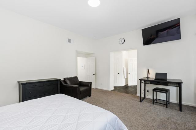 40599 Calle Medusa, Temecula CA: https://media.crmls.org/mediaz/45af35f5-9ad8-436b-a43c-a8e169ba1d16.jpg