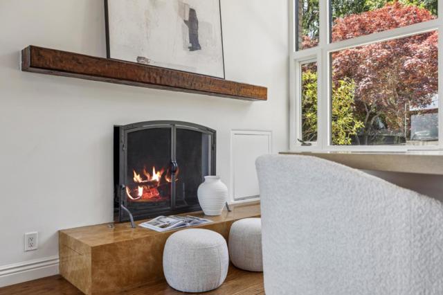 138 Bolivar Lane, Portola Valley CA: https://media.crmls.org/mediaz/45af37da-3574-4e11-a20e-005a5f37c9d2.jpg