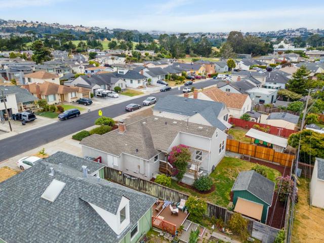 710 Hill Avenue, South San Francisco CA: https://media.crmls.org/mediaz/45aff583-ce49-40c4-8904-a2780ee3d5d2.jpg
