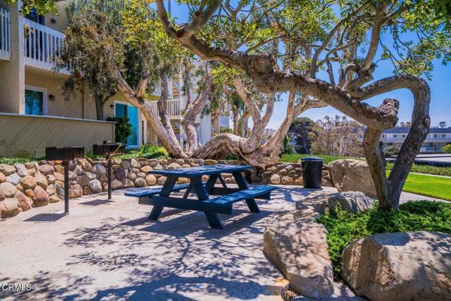 Detail Gallery Image 30 of 36 For 225 S Ventura Rd #102,  Port Hueneme,  CA 93041 - 2 Beds | 1/1 Baths