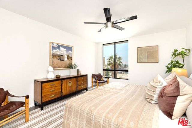 7320 Hawthorn Avenue, Los Angeles CA: https://media.crmls.org/mediaz/45b12469-01e1-4dd1-8c9f-a697ac741d36.jpg