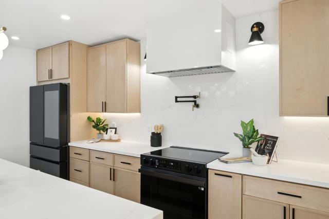 1633 Roberta Drive, San Mateo CA: https://media.crmls.org/mediaz/45b13afd-8129-41f8-a255-63253aab71e0.jpg