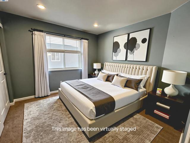 85 Phillips Ct, Tracy CA: https://media.crmls.org/mediaz/45b323f6-f746-4555-b1b5-c0c64319bb10.jpg