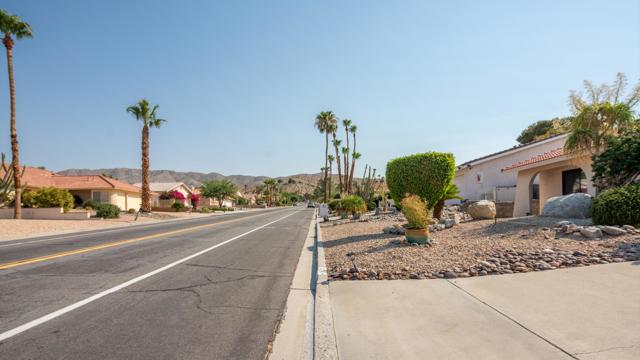 8796 Clubhouse Boulevard, Desert Hot Springs CA: https://media.crmls.org/mediaz/45b3e83b-6d2f-46df-915f-a59909c0d407.jpg