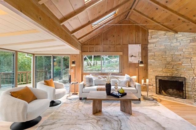 1019 Los Trancos Road, Portola Valley CA: https://media.crmls.org/mediaz/45b40246-6190-4e48-b39f-28329ba2501a.jpg