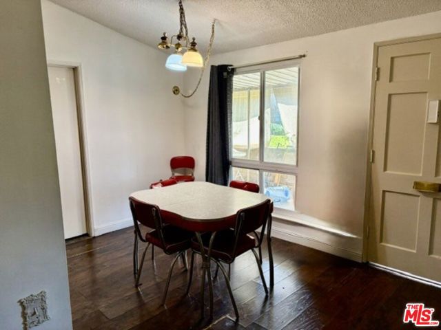 2 Bed Home for Sale in Newhall, California