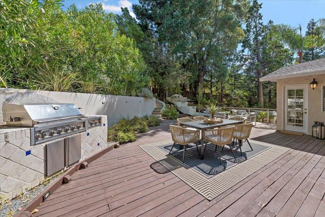 17274 Verdes Robles, Los Gatos CA: https://media.crmls.org/mediaz/45b4167e-c765-48b7-bb41-9265488d0a50.jpg