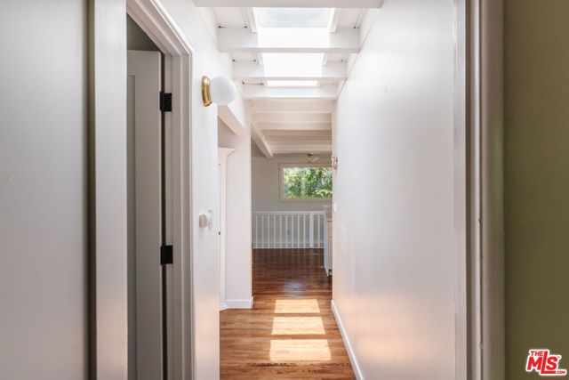 2344 Sunset Heights Drive, Los Angeles CA: https://media.crmls.org/mediaz/45b4da28-e449-4047-a0b0-5ddc0ee8daad.jpg