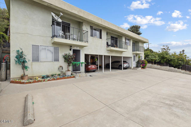 3263 Hilltop Drive, Ventura, California 93003, ,Residential Income,For Sale,3263 Hilltop Drive,CRV1-25550