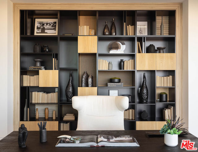 23917 Malibu Road, Malibu CA: https://media.crmls.org/mediaz/45b5e44b-c3ab-4609-8ef7-4b75bd85c07b.jpg