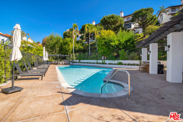 Drew Fenton | 1654 Michael Lane Pacific Palisades CA | MLS: 7380725