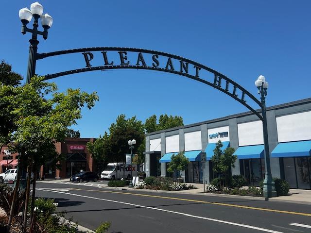70 Mozden Lane, Pleasant Hill CA: https://media.crmls.org/mediaz/45b997ea-b322-4f91-aa93-d326c800515c.jpg