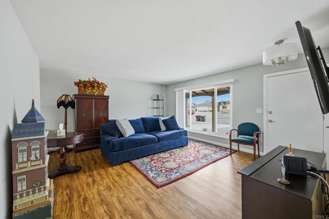 Detail Gallery Image 6 of 23 For 28546 Murrieta, Menifee,  CA 92586 - 2 Beds | 1 Baths