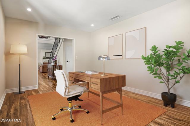 863 Falmouth Street, Thousand Oaks CA: https://media.crmls.org/mediaz/45baa161-766d-414d-b349-504331ac054b.jpg