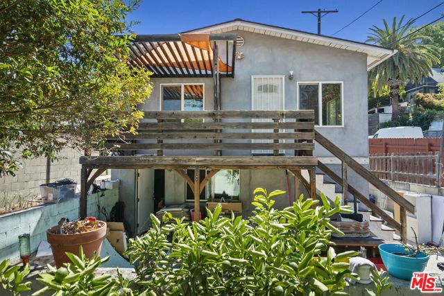 1947 Whitmore Avenue, Los Angeles CA: https://media.crmls.org/mediaz/45babfc7-b15c-424f-8d23-7397fe26c965.jpg