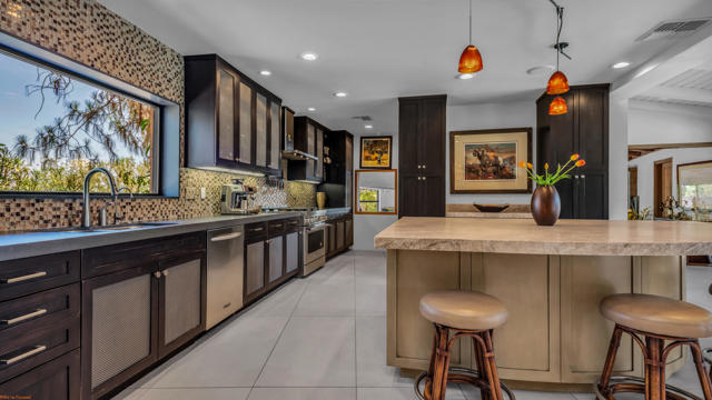 73297 Grapevine Street, Palm Desert CA: https://media.crmls.org/mediaz/45bb99bf-bbe4-4aae-82b6-04f9faebd3ed.jpg