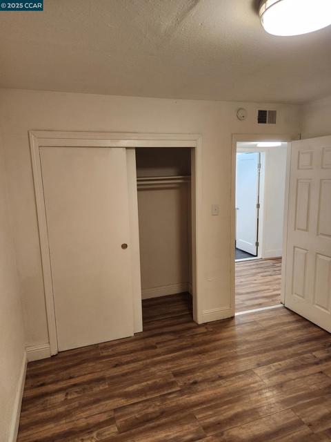 320 Maine Ave, Richmond CA: https://media.crmls.org/mediaz/45bdf9aa-cc2d-406b-8944-65e9642c6d34.jpg