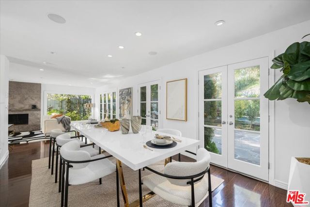 3055 Nichols Canyon Road, Los Angeles CA: https://media.crmls.org/mediaz/45be5636-9d94-46f5-a46e-54cffc319cf8.jpg
