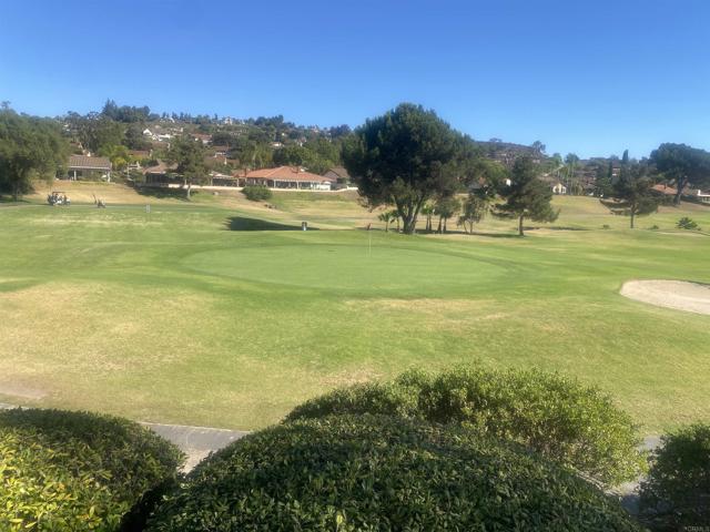 17788 Caminito Balata, San Diego CA: https://media.crmls.org/mediaz/45be5e8b-4c75-49a1-bf8d-7eb0e7550506.jpg