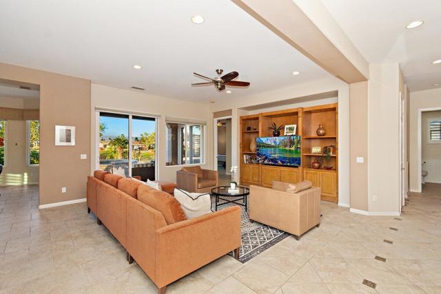 81196 Victoria Lane, La Quinta CA: https://media.crmls.org/mediaz/45bfd6fb-e88d-4d24-88b7-8470ea16c569.jpg