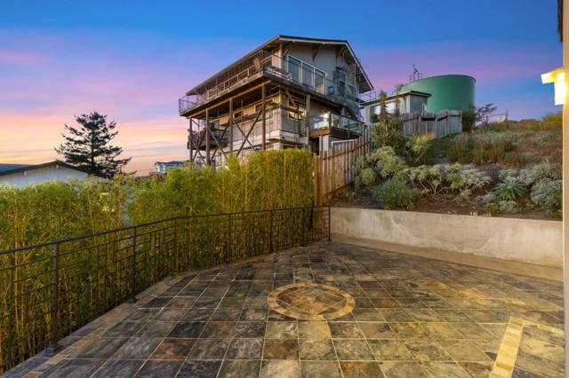 107 Dolphine Avenue, El Granada CA: https://media.crmls.org/mediaz/45c08d05-237c-4b62-9239-ea1811b1df2f.jpg