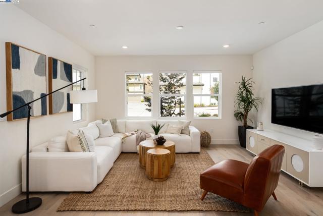 61109 Via Vicenza, San Ramon CA: https://media.crmls.org/mediaz/45c0b5f1-5ee9-458b-ae49-a364fd7dc91d.jpg