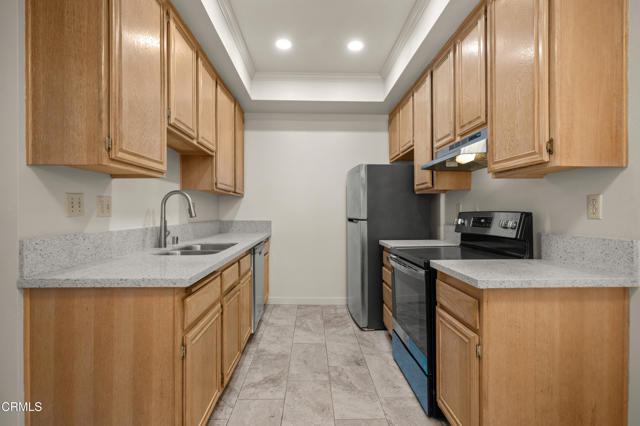 Detail Gallery Image 12 of 38 For 4201 via Marisol #330,  Los Angeles,  CA 90042 - 2 Beds | 2 Baths