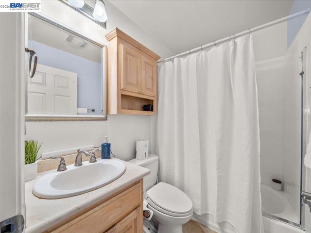 Image 11 of 36 For 700 Fargo  1