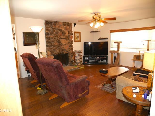 Detail Gallery Image 13 of 36 For 1772 Weston Cir, Camarillo,  CA 93010 - 5 Beds | 3 Baths