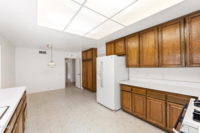 Detail Gallery Image 17 of 35 For 2813 E Appalachian Ct, Westlake Village,  CA 91362 - 3 Beds | 2 Baths