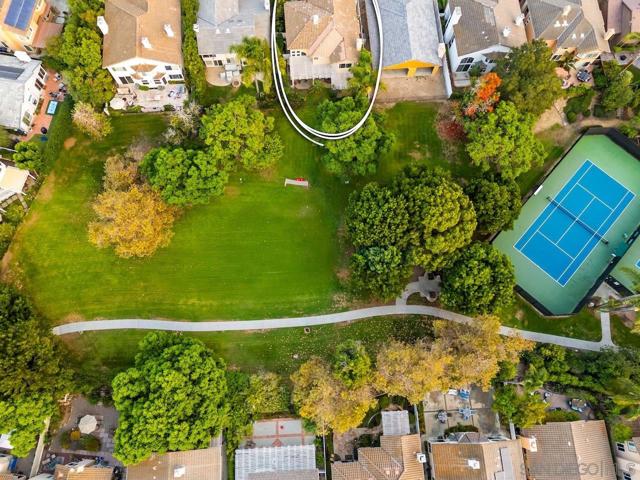 4954 Caminito Vista Lujo, San Diego CA: https://media.crmls.org/mediaz/45c3dd01-e79c-4288-9d57-d2ebf1a6eaa4.jpg