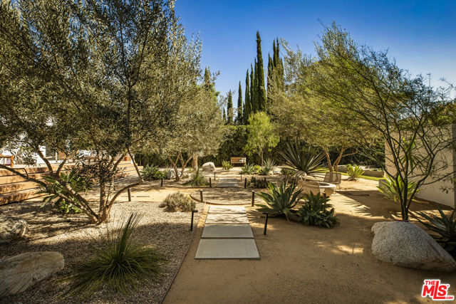 1323 Montecito Circle photo 40