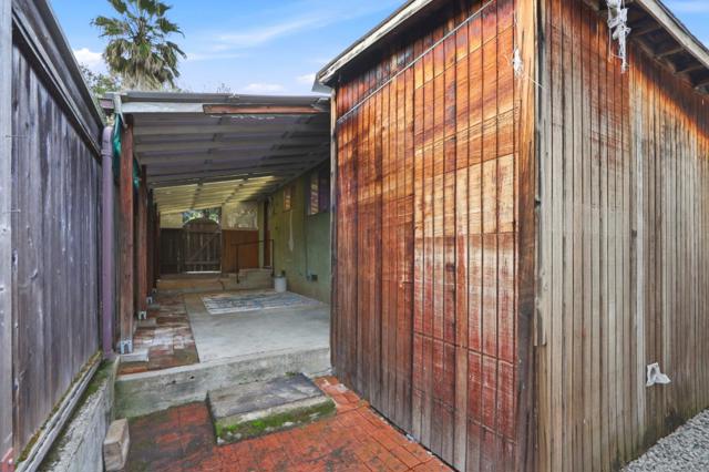 10614 Merriman Road, Cupertino CA: https://media.crmls.org/mediaz/45c4b377-78eb-4744-8b4c-c982dfd3873b.jpg