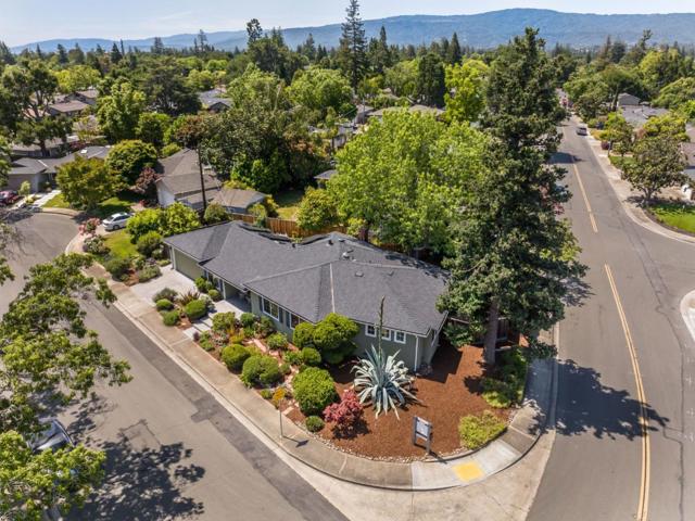 1079 Brighton Place, Mountain View CA: https://media.crmls.org/mediaz/45c4f86d-588d-4dd0-b656-ad8002f0cc11.jpg