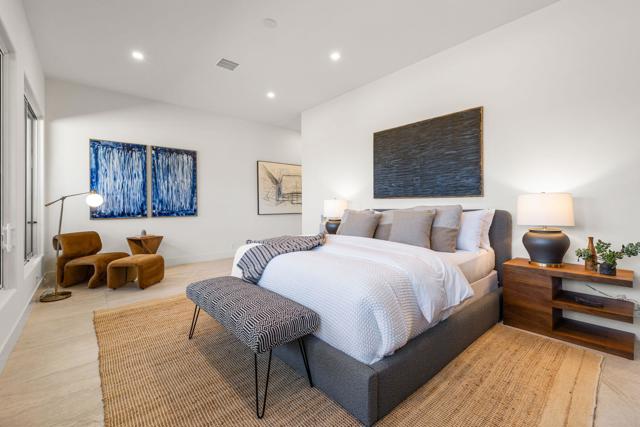 9 Regency Drive, Rancho Mirage CA: https://media.crmls.org/mediaz/45c5d28a-34ab-4fce-9b66-99b12b87a09c.jpg