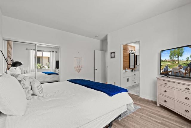 55347 Winged Foot, La Quinta CA: https://media.crmls.org/mediaz/45c75d91-a8ec-4884-b211-ba0807b54c44.jpg