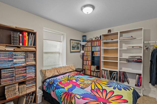 42 Skyline Drive, Daly City CA: https://media.crmls.org/mediaz/45c7dd75-27f4-4af9-a6ea-ac2dae140d6e.jpg