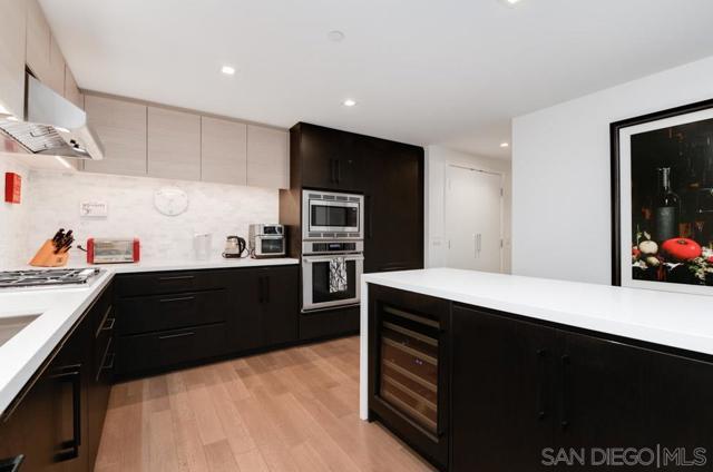 1388 Kettner Blvd, San Diego CA: https://media.crmls.org/mediaz/45c7ea5f-737c-4a38-9991-6be9dc5f783a.jpg