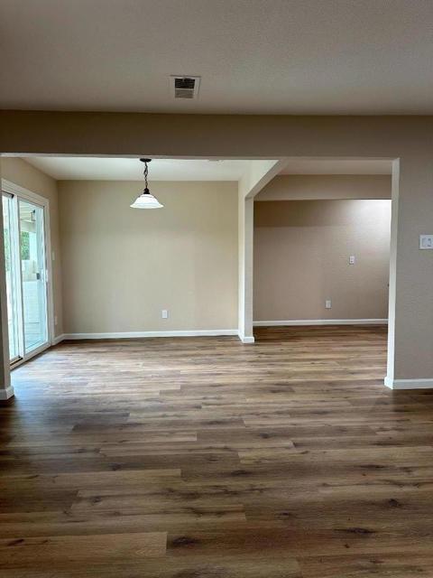 130 E 21st Street, Tracy CA: https://media.crmls.org/mediaz/45c85d96-e7ab-49ef-8c60-8cd0d2d95aef.jpg