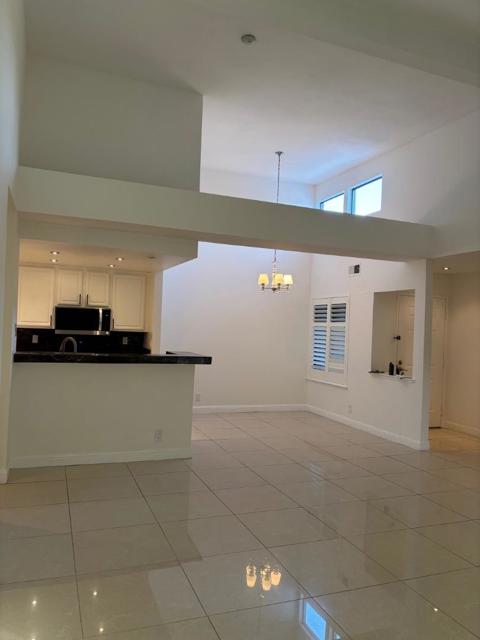 6204 Buena Vista Drive, Newark CA: https://media.crmls.org/mediaz/45c8d018-3ee0-4bef-8915-de6b8a2633fe.jpg