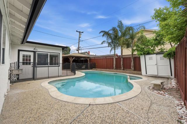 Image 43 of 49 For 222 Belden  