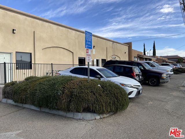  Commercial for Sale in Apple Valley, California