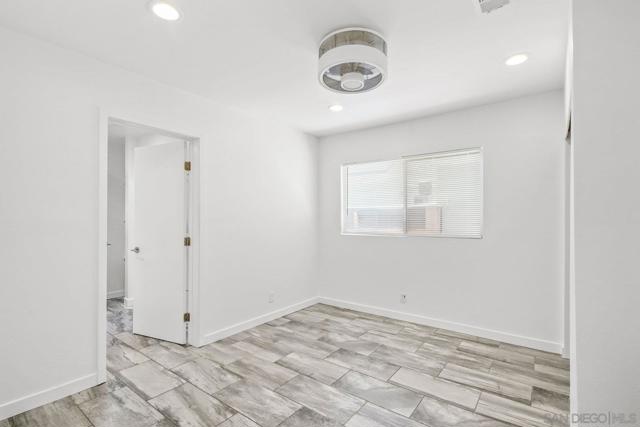 4877 Lorraine Dr, San Diego CA: https://media.crmls.org/mediaz/45cff9f5-5f29-4460-86e9-98a1d3a7d7b4.jpg