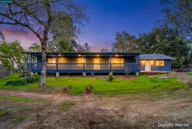 125 Sam Lynn Way, Oroville CA: https://media.crmls.org/mediaz/45d12c73-27c0-4ce4-bc8b-4c27b9172b98.jpg