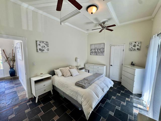 Detail Gallery Image 32 of 34 For 1923 Sunset Plaza Drive Dr, West Hollywood,  CA 90069 - 3 Beds | 3 Baths