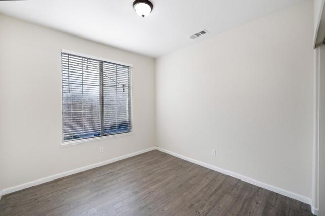 16341 Adobe Way, Lathrop CA: https://media.crmls.org/mediaz/45d1a947-b502-4c0a-8af4-756a2b9850f0.jpg